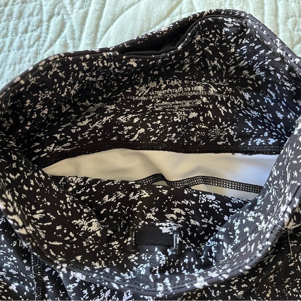 Athleta Ultimate Stash 7/8 Tight Black White Size XXS - Picture 9 of 9